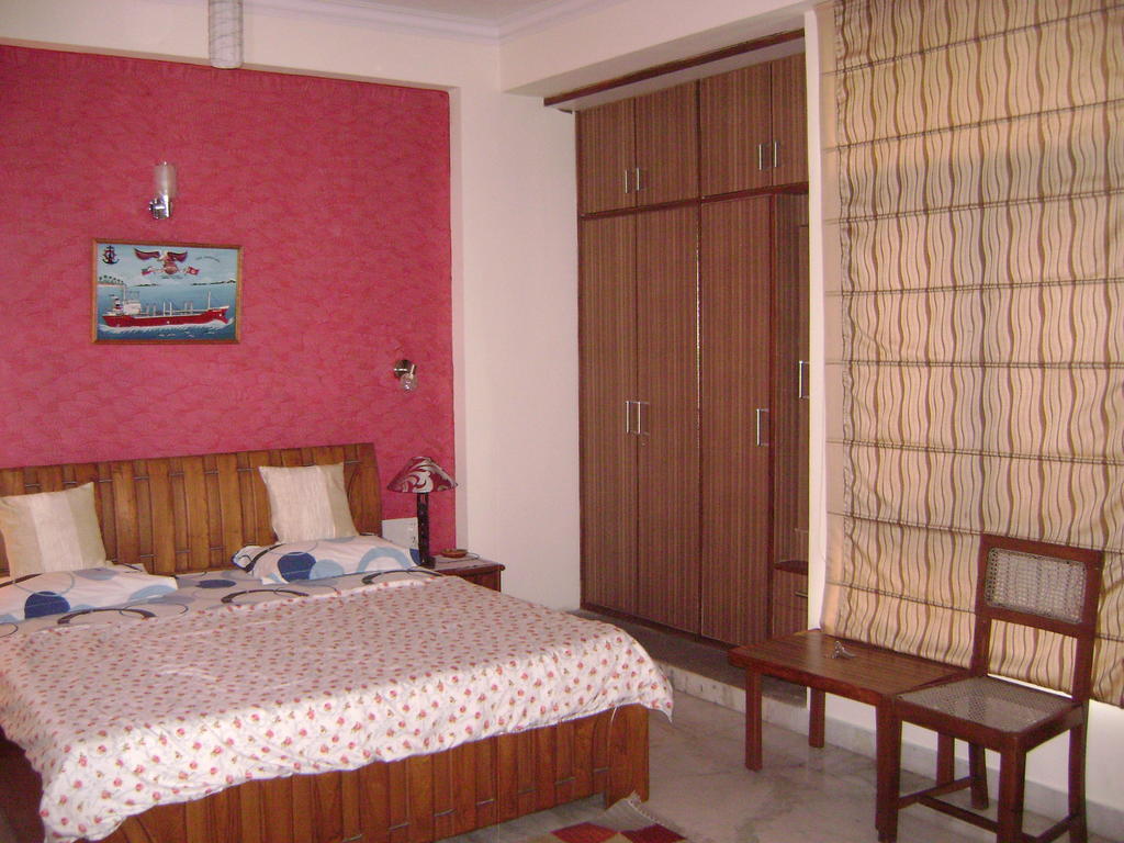 Sabs Bed And Breakfast Nova Deli Quarto foto