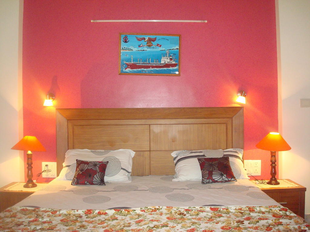 Sabs Bed And Breakfast Nova Deli Exterior foto